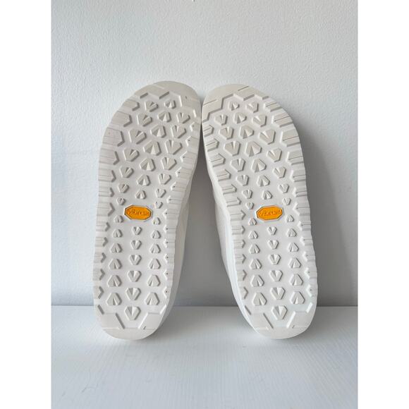 Arcteryx Kragg Shoe Men’s Slip-On Vibram Grip - Picture 6 of 8